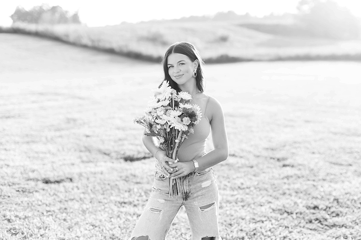 Flower bouquet session at the lake in Virginia